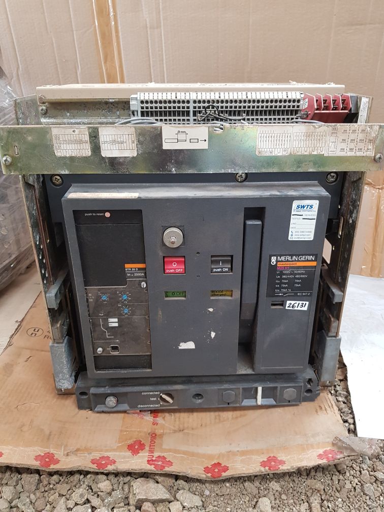 Merlin gerin m25 h1 circuit breaker str 28 d