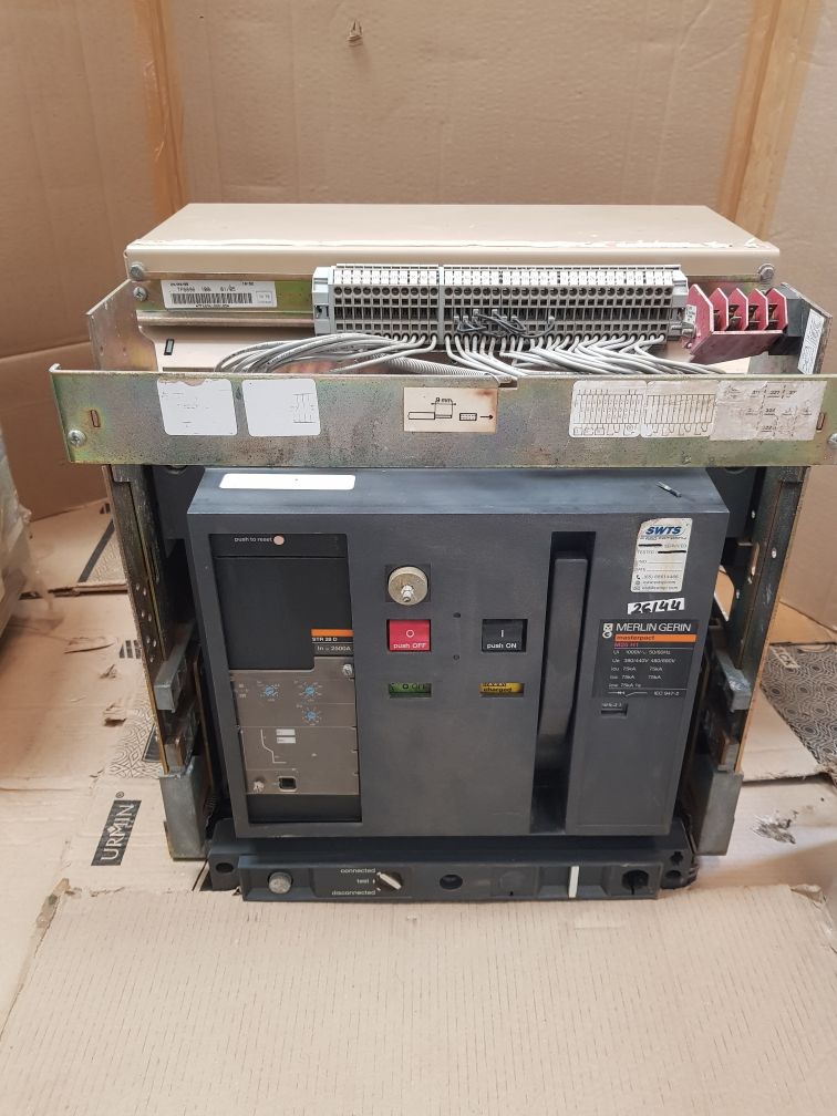 Merlin gerin m25 h1 circuit breaker 440v