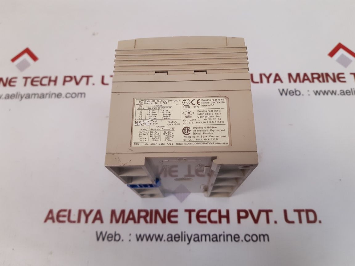 Idec izumi eb3l-s06sa relay output module/lamp isolator