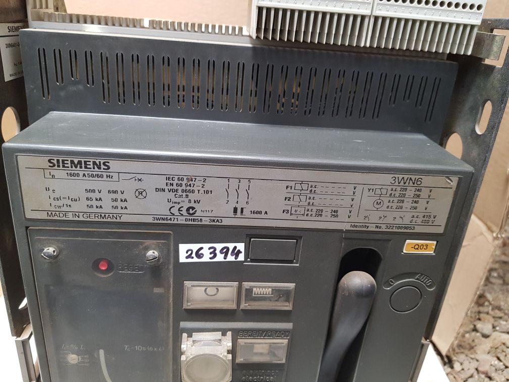 Siemens 3Wn6471-0Hb58-3Ka3 Circuit Breaker 1600A 690V