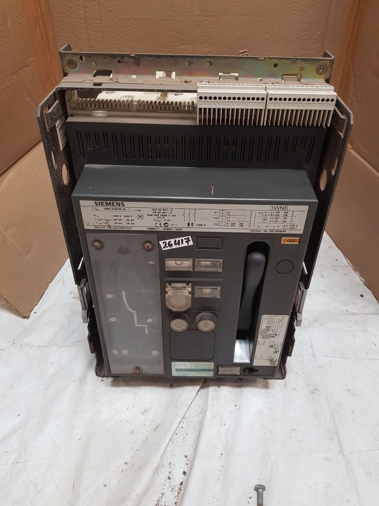 Siemens 3Wn6471-0Hb58-3Ka3 Circuit Breaker 1600A 690V