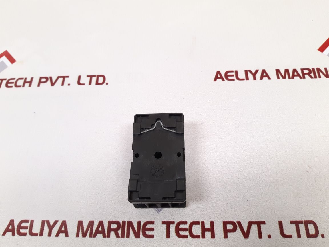 Carlo Gavazzi Zpd8 Relay Socket 10A 300Vac