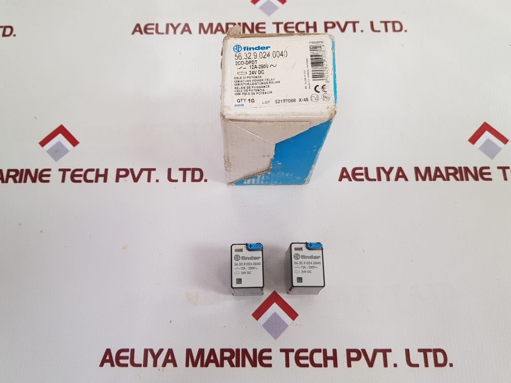 Finder 56.32.9.024.0040 Miniature Power Relay 12A-250V