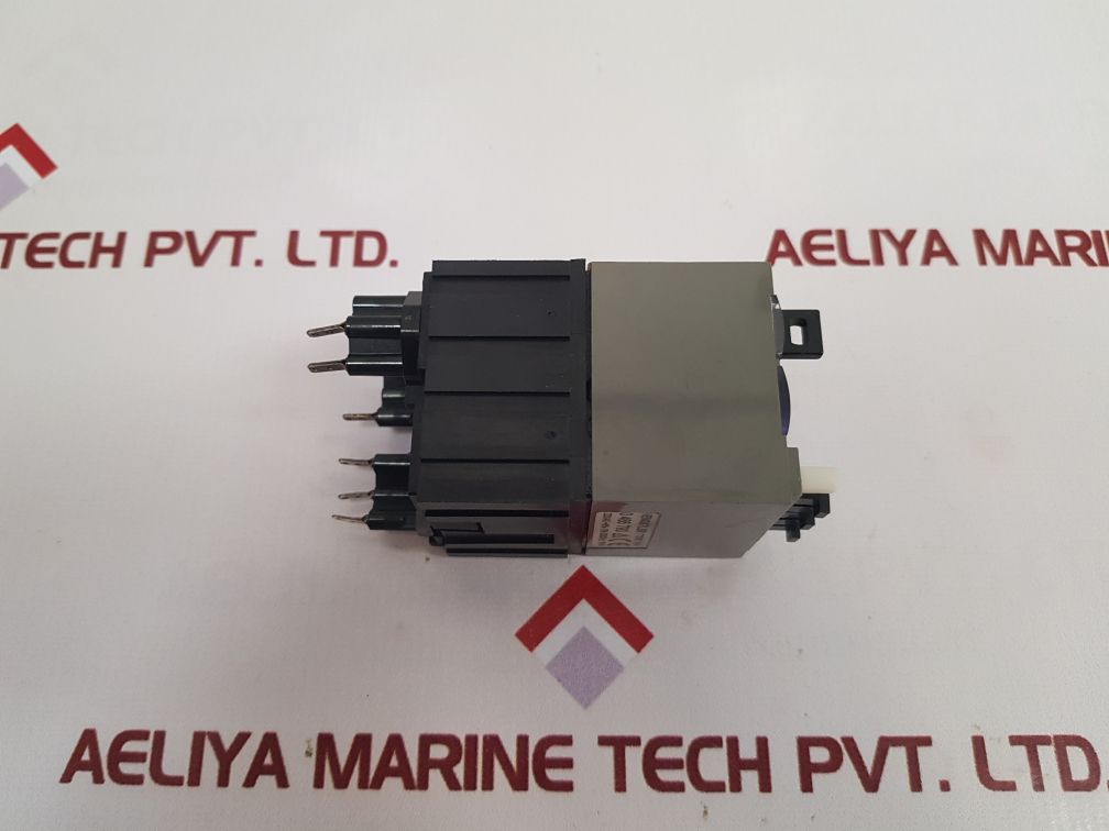 Hengstler 0 486 790 Panel Mount Pulse Counter