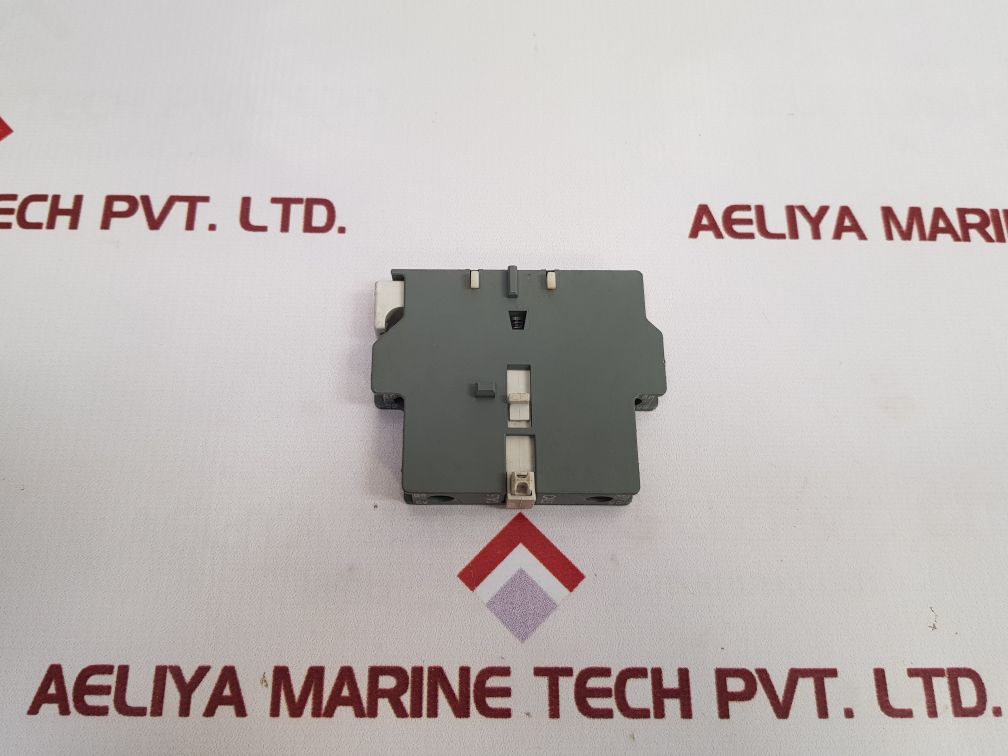 Lot of 2X ABB CAL5-11 Auxiliary Contact Block 690V – Aeliya Marine