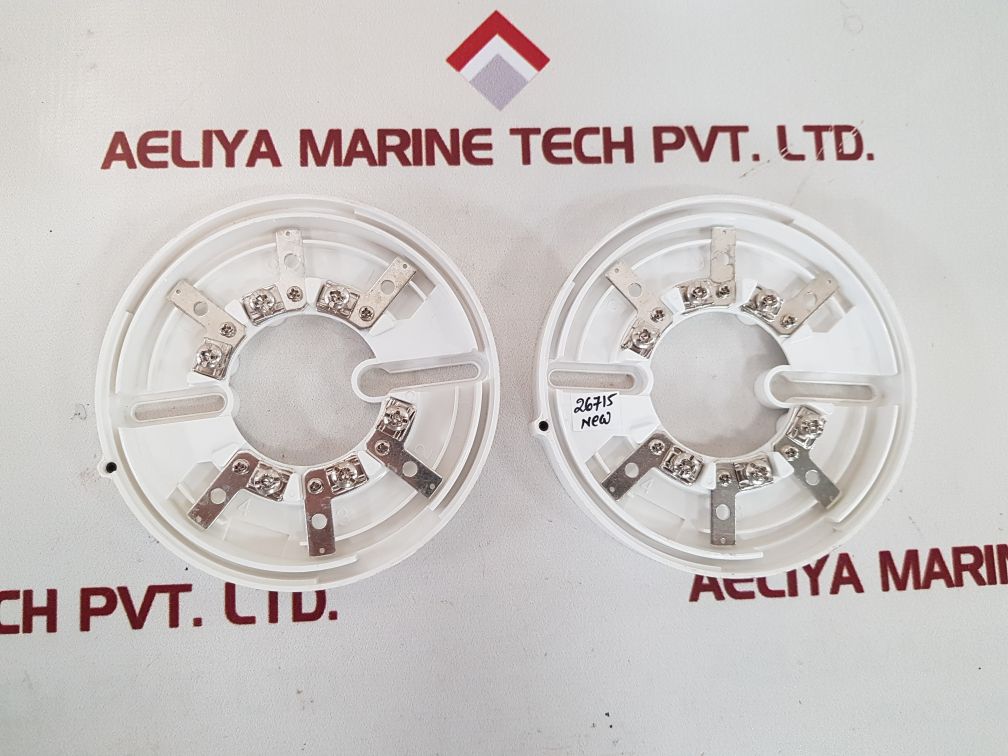 Ub-6 f03c83520 base pale