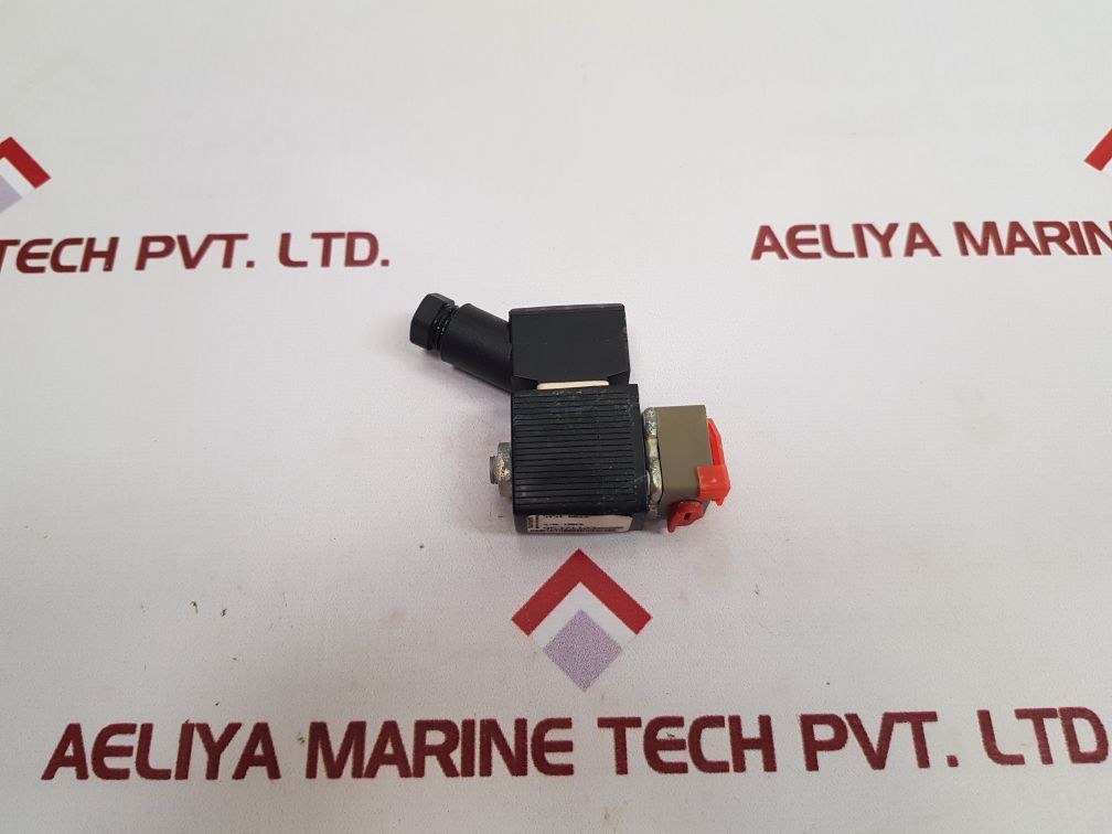 Burkert Syst 6011 Solenoid Valve+ 2506 cable plug