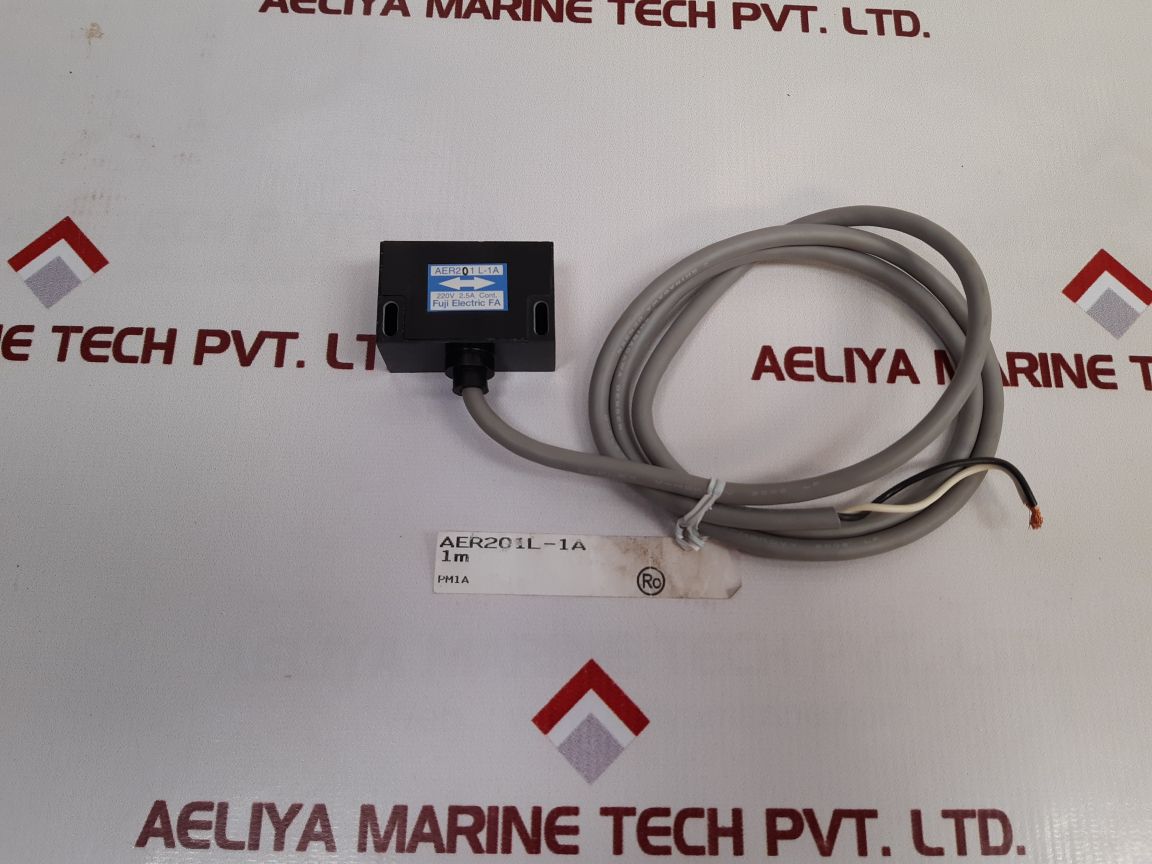 Fuji Electric Aer201 L-1A Proximity Switch Sensor