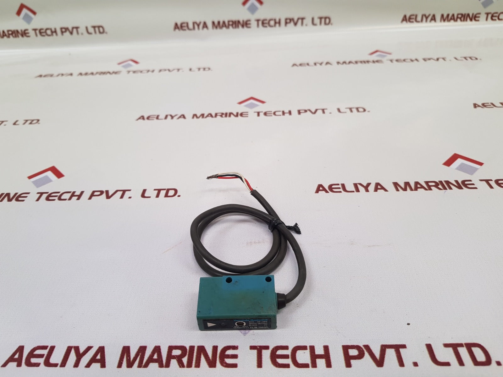 Yamatake-honeywell Fe7B-ta6Gr Photoelectric Switch