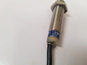 Telemecanique Xs1M12Pa371 Proximity Sensor