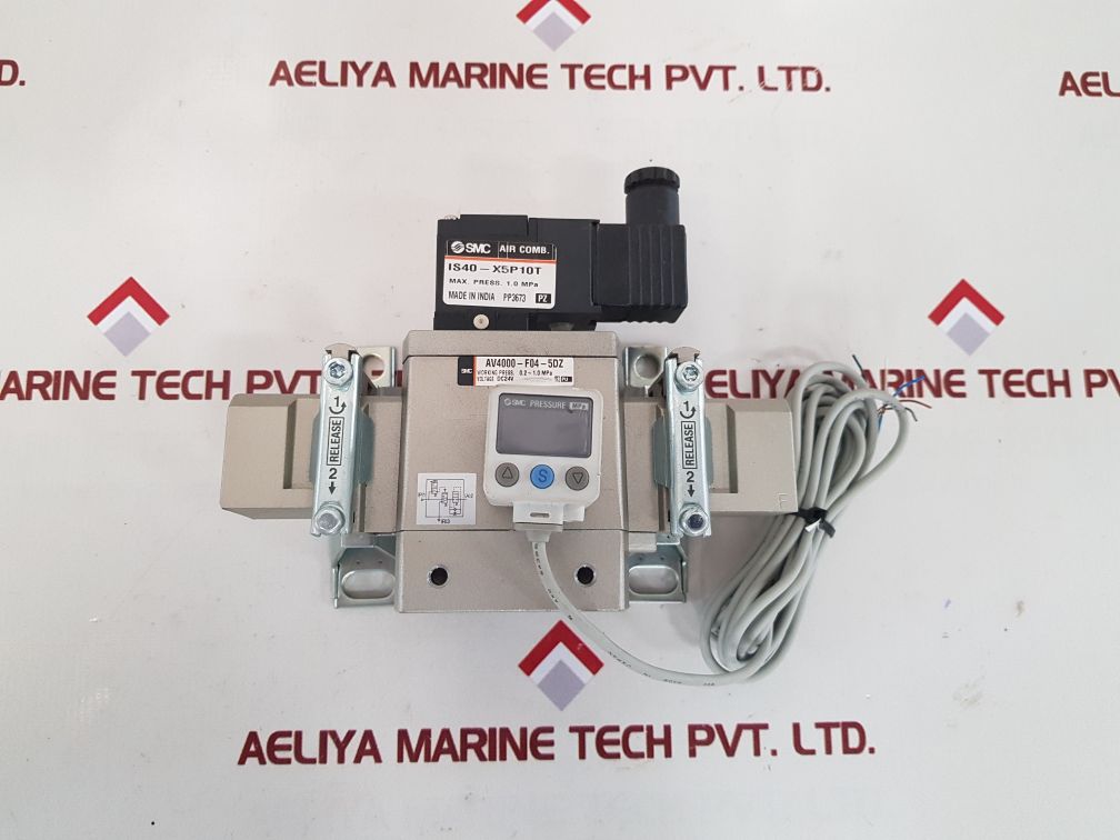 Smc av4000-f04-5dz soft-start valve with ise40a-01-v pressure switch