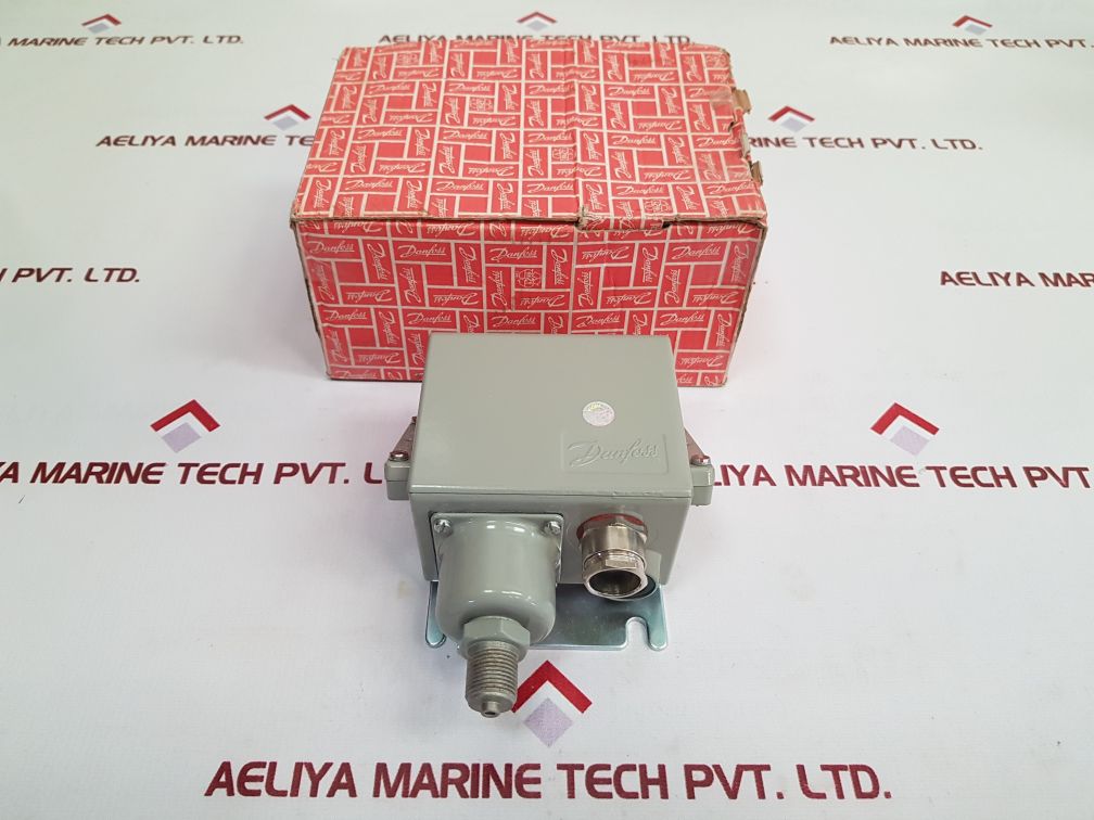 Danfoss Kps 33 Pressure Control 060-3103 New One