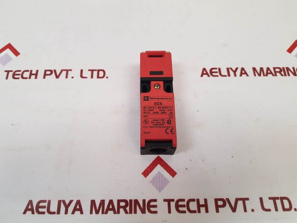 Telemecanique Xcs Pa592 Safety Interlock Switch