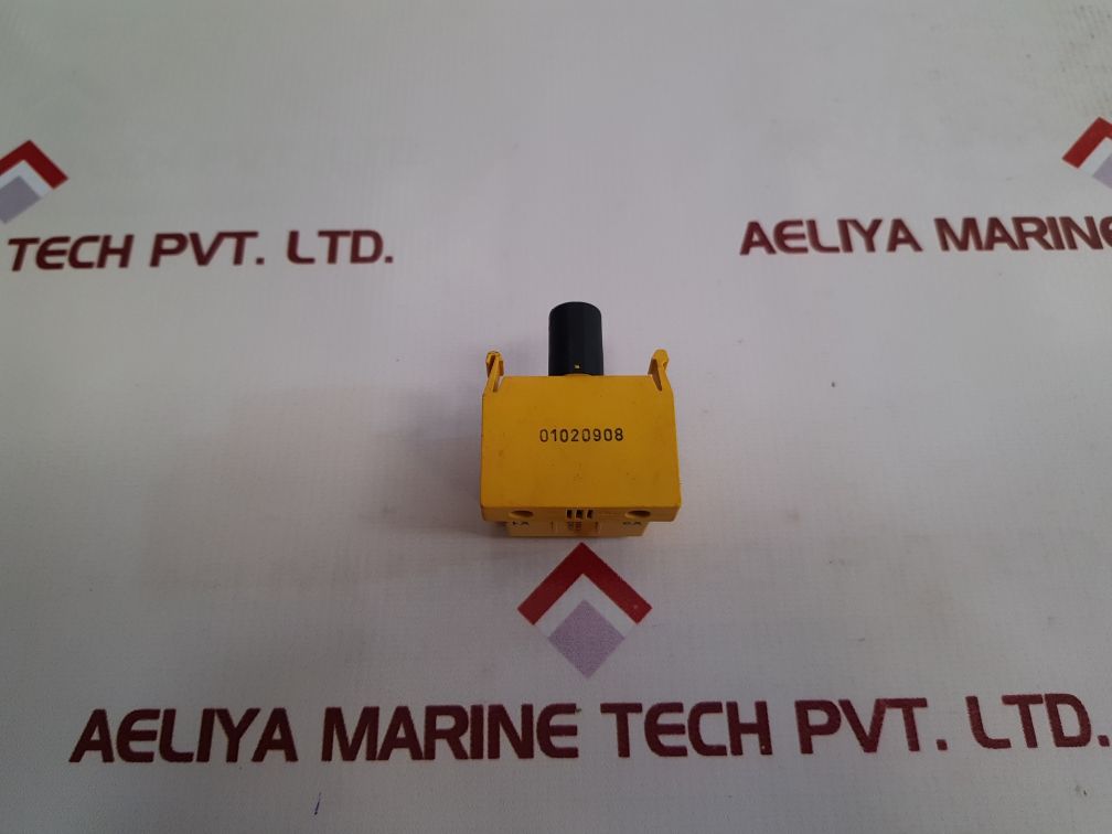 Lovato 8 Lm2T.Yl400 Lamp Holder