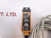 Omron E3S-x3Ce4 Photoelectric Switch