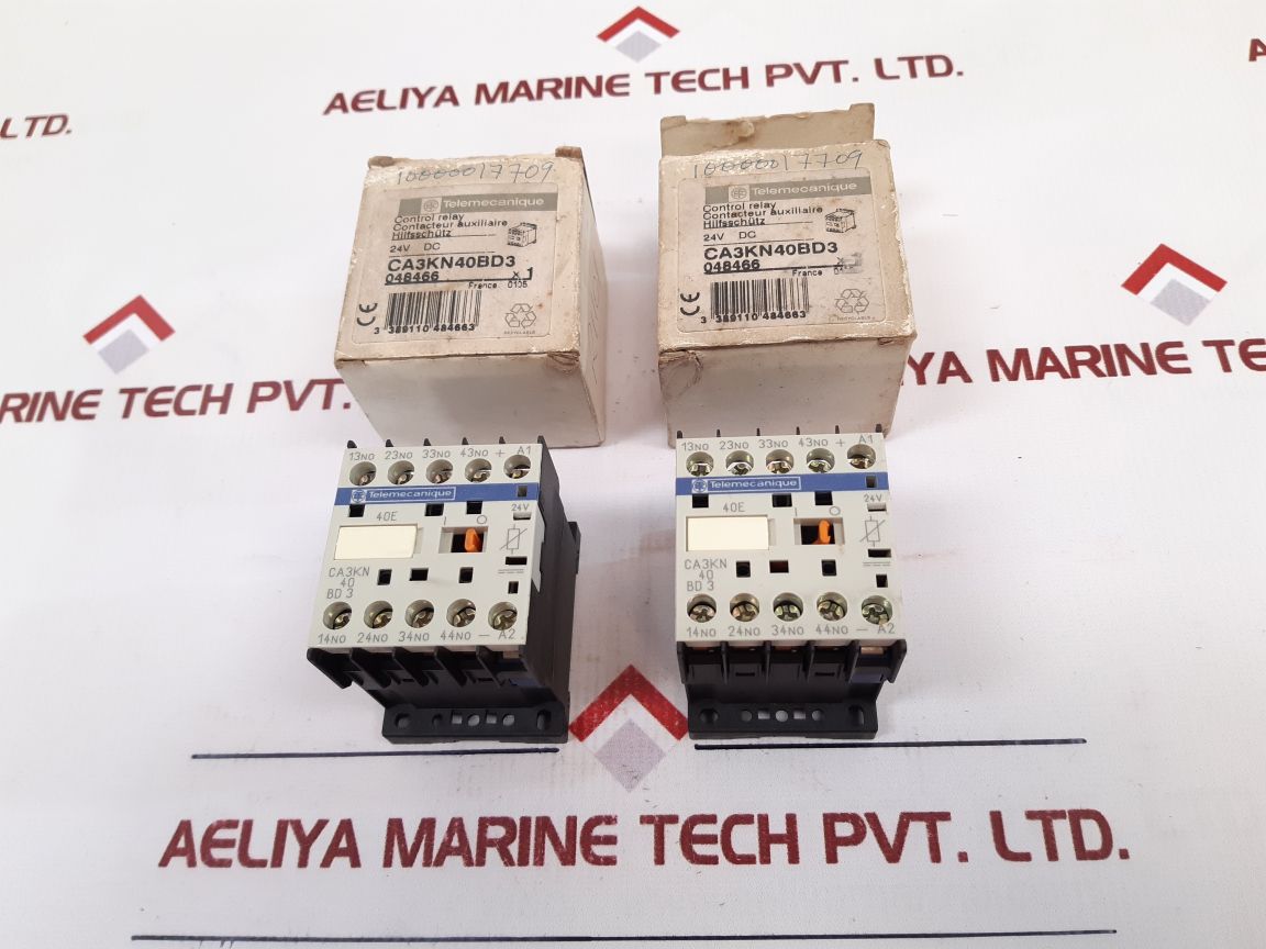 Telemecanique Ca3Kn40Bd3 Control Relay 24V Dc