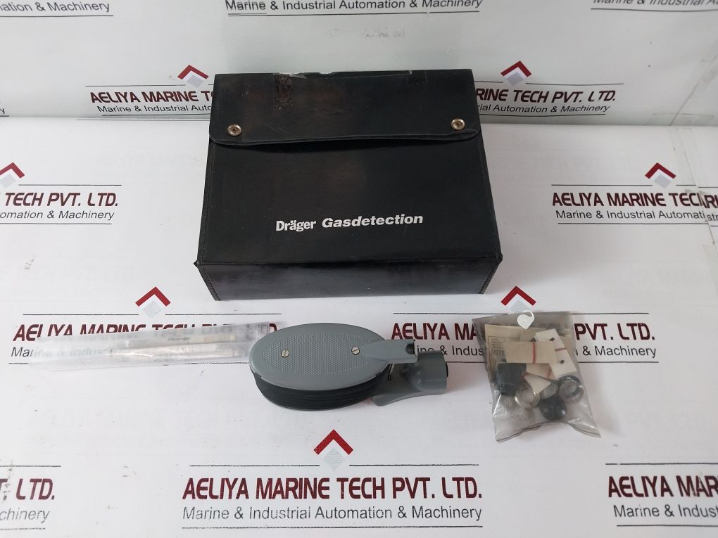 Drager Model 31 V=100 Cm3 Multi Gas Detector Pump Set 6727211