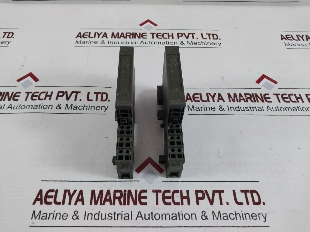 Siemens 6Es7 131-4Bb00-0Ab0 Input Module 6Es7 193-4Cb10-0Aa0