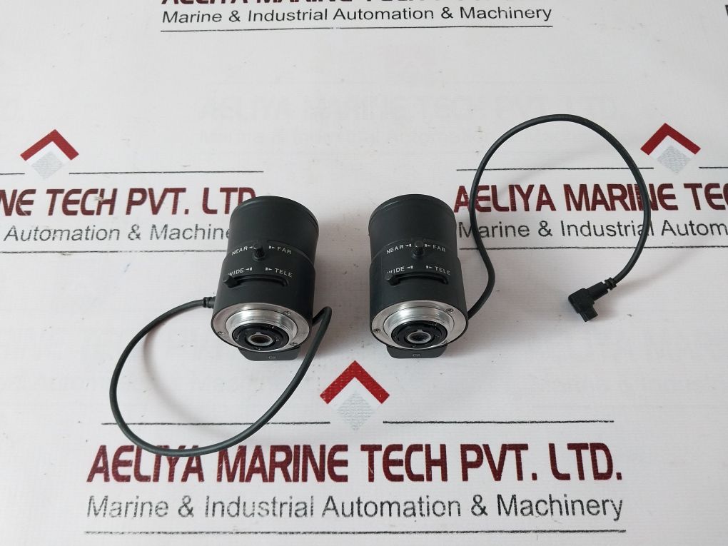 Fujinon Yv5X2.7R4B-sa2L Cs-mount Vari-focal Lens