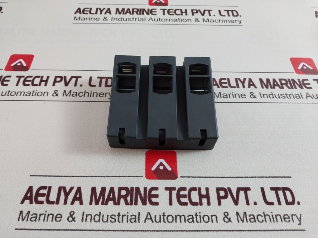 Schneider Electric/Telemecanique La9 D 115603/604 Terminal Block
