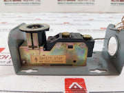 Johnson Controls A19Aab-35 Thermostat & Controller 100-240V Ac