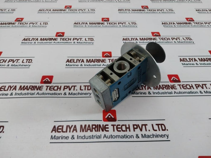 Wabco 5631121200 Pneumatic Valve