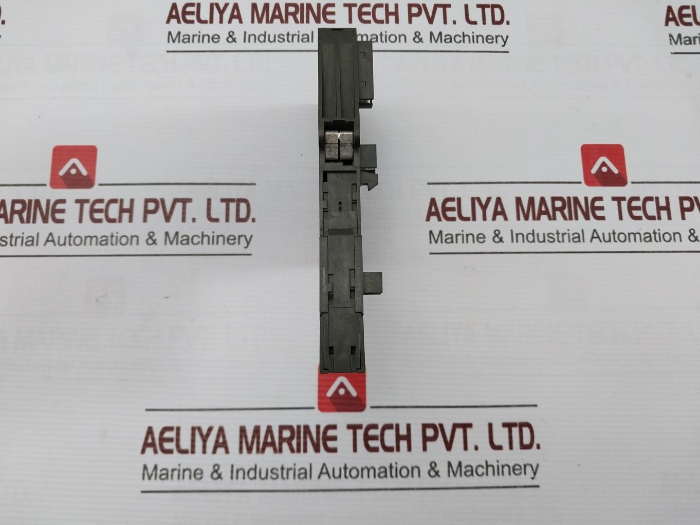 Siemens 6Es7 132-4Bf00-0Aa0 Digital Electronic Output Module 8 Do Dc24V/0.5A