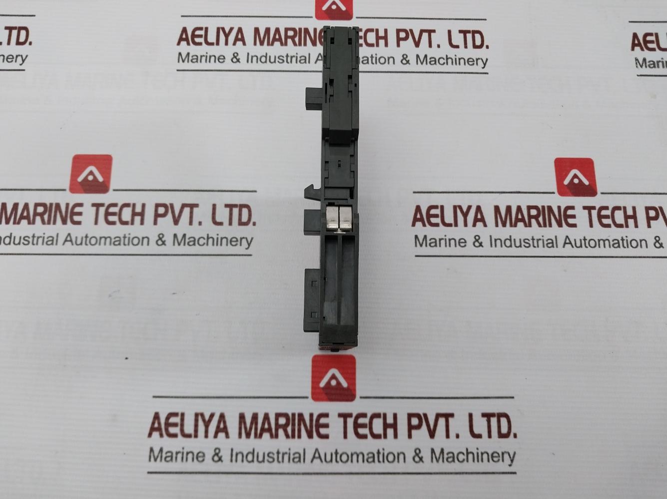 Siemens 6Es7 132-4Bd01-0Aa0 Simatic S7 Digital Output Module 0C+60C 0.5A