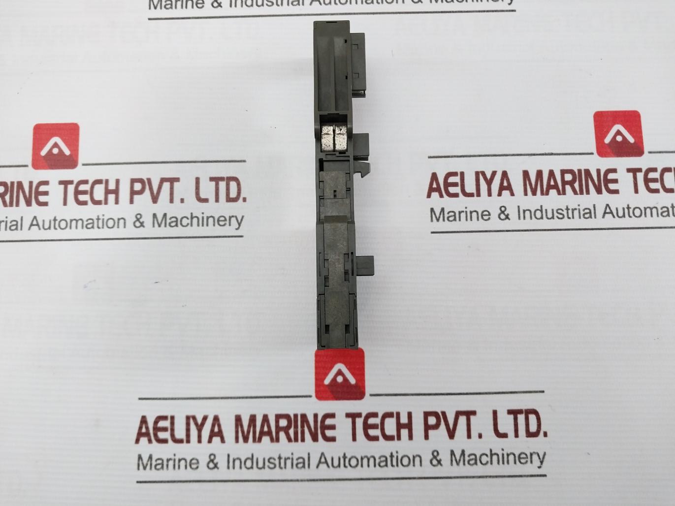 Siemens 6Es7 193-4Cb30-0Aa0 Terminal Module Tm-e15C24-01