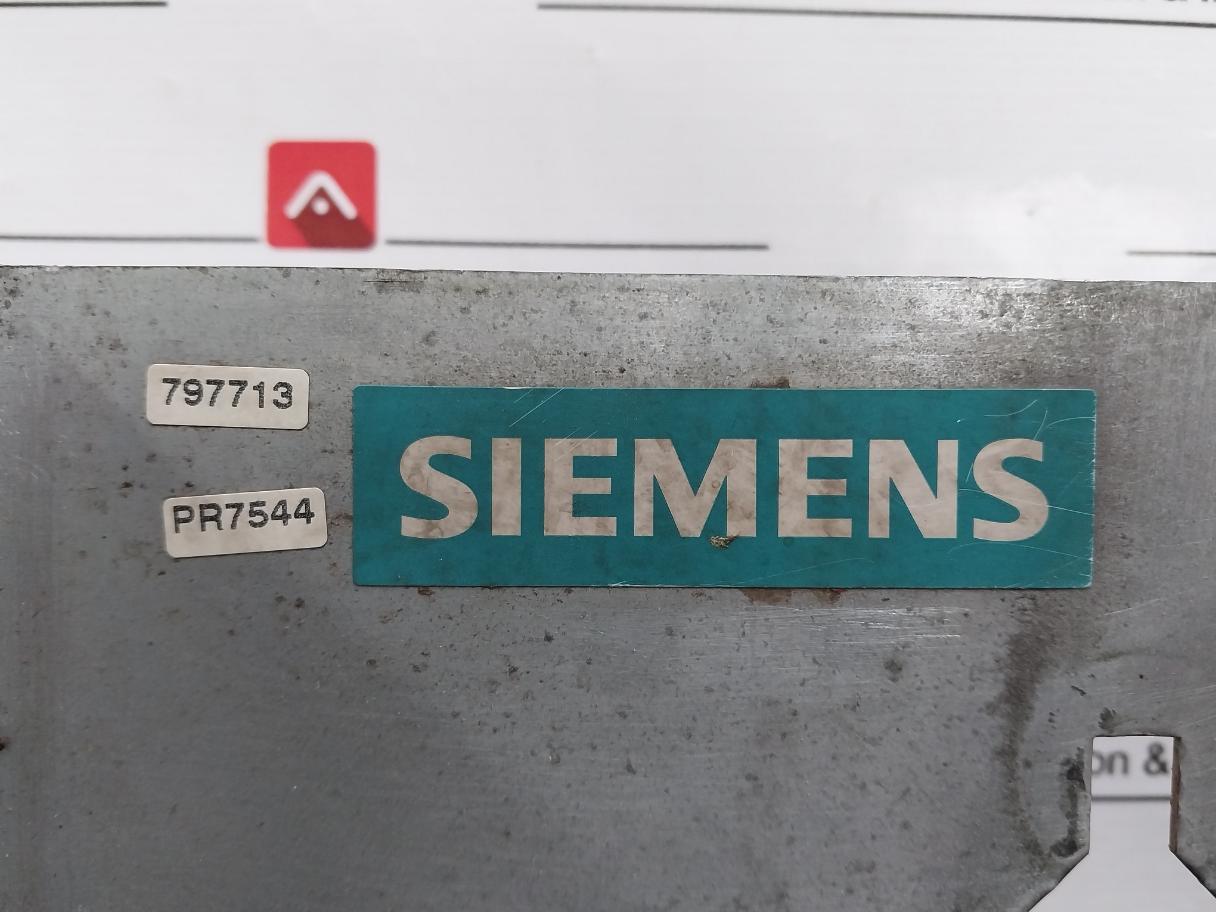 Siemens 6Se7033-7Tg60-z G91+L30+ Simovert Vc Dc Inverter Chassis Unit Dc510-650V