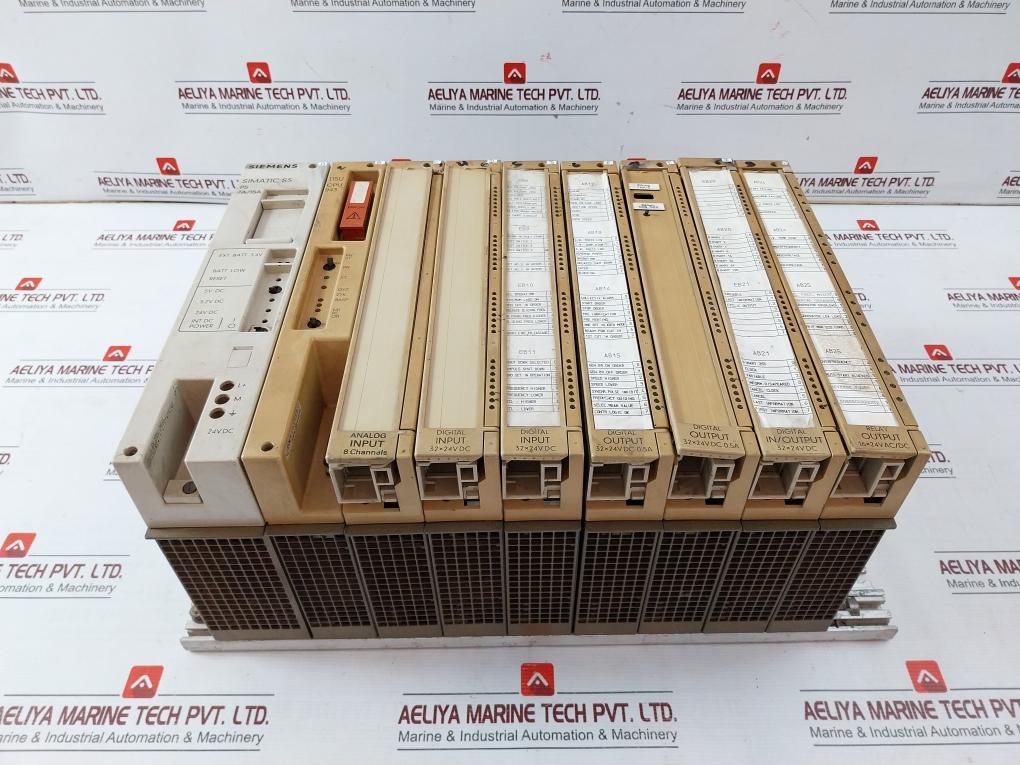 Siemens Din 41752 Simatic S5 Modular Power Supply Rack 6Es5 943-7Ua11, 375-0La41