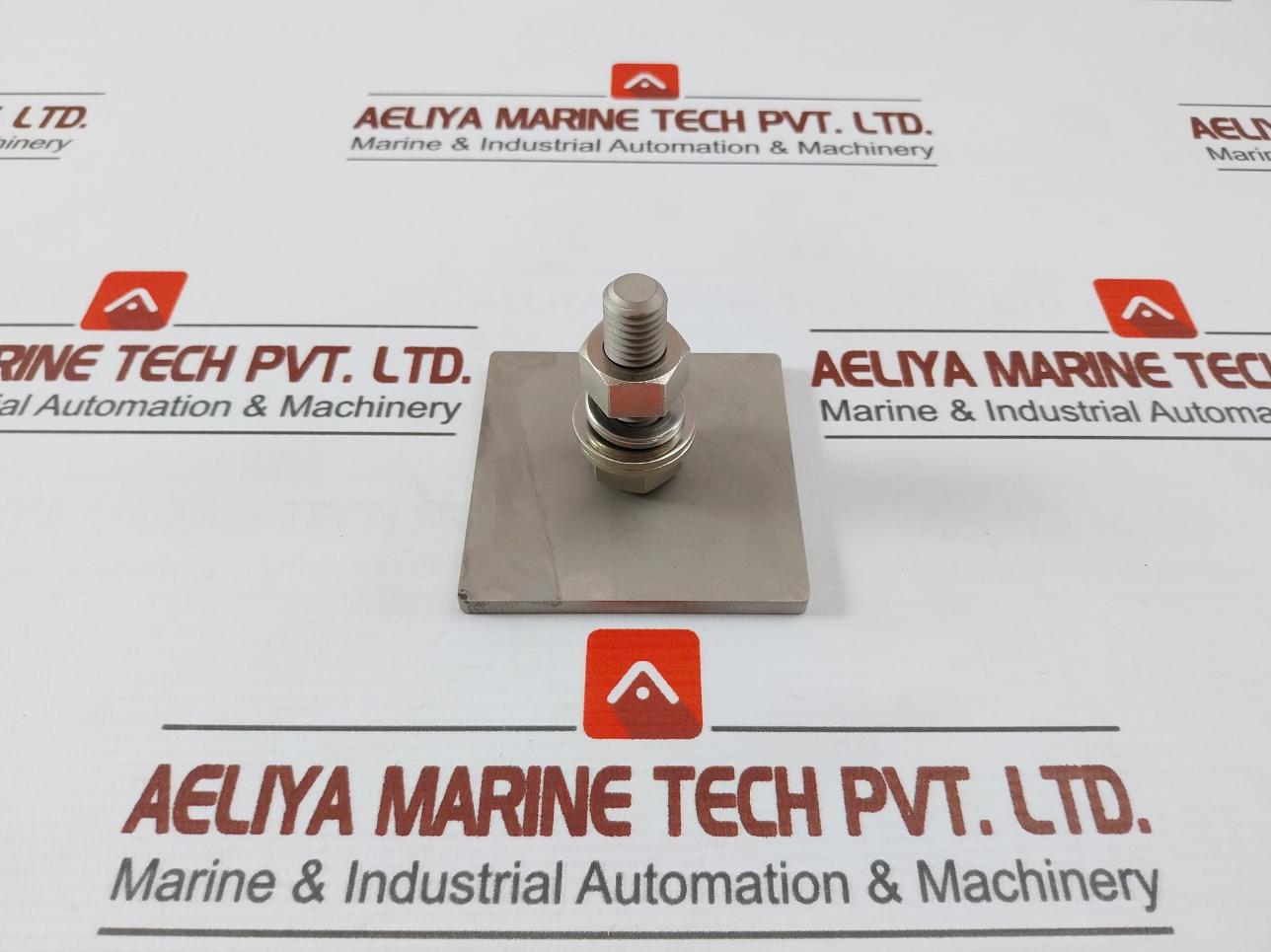 Mpte01520 Earth Bolt