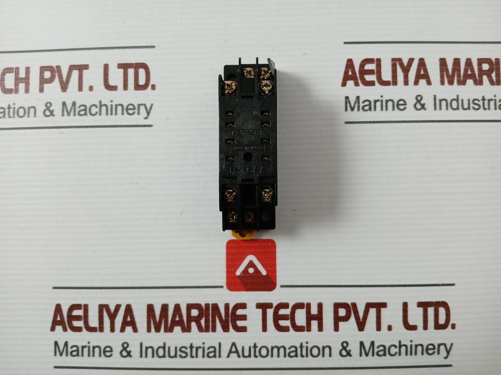 Omron Pyf08A Relay Base Module