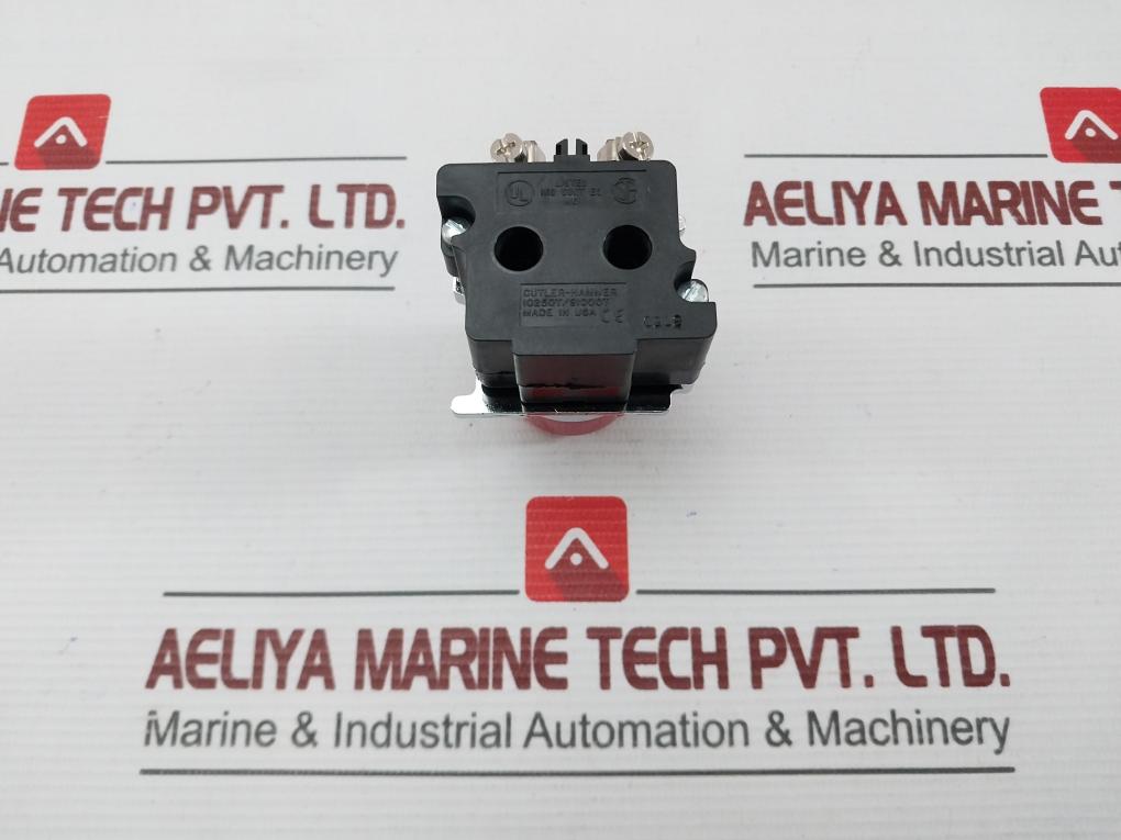 10250T181N Pushbutton With Cylinder Lock Operator By Eaton 120Vac New