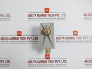 Condition In Used Surface Contact Thermostat 7p1.1r30600a Tg - 210 Gm