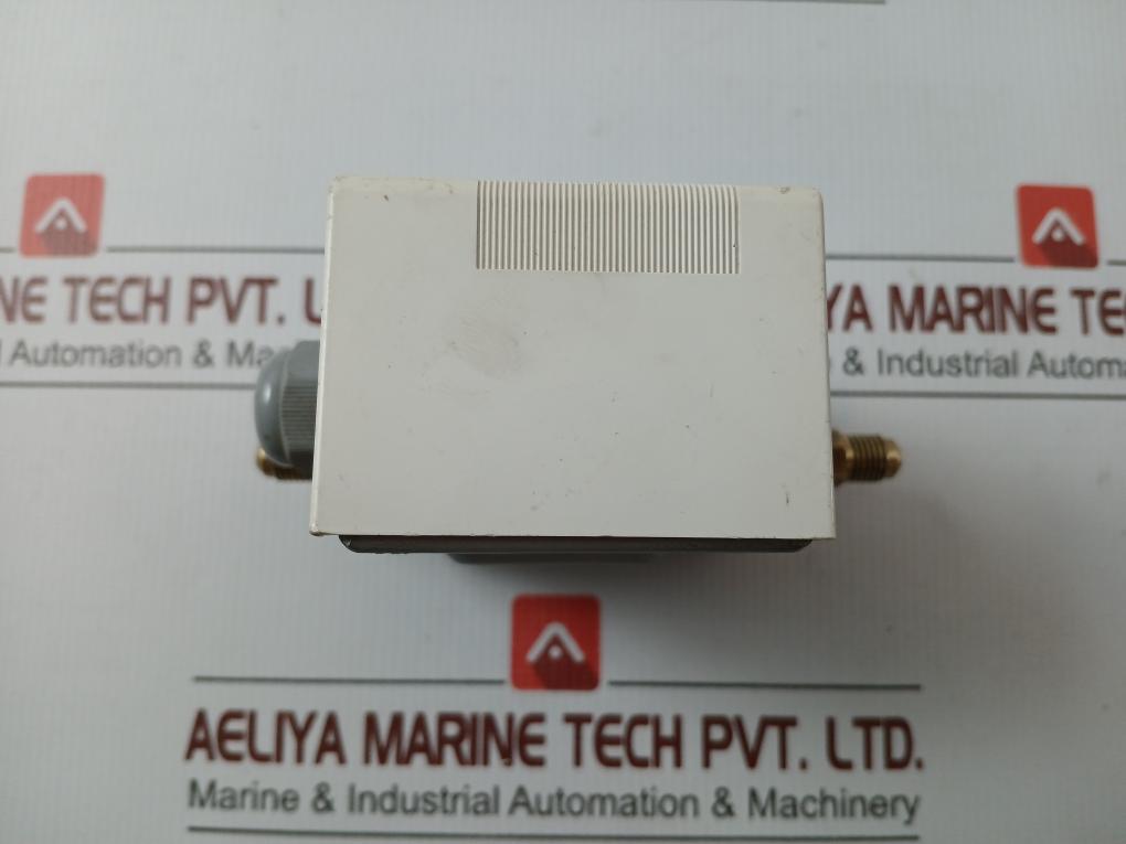 Pressure Switch Saginomiya 0.1-0.35 Mpa