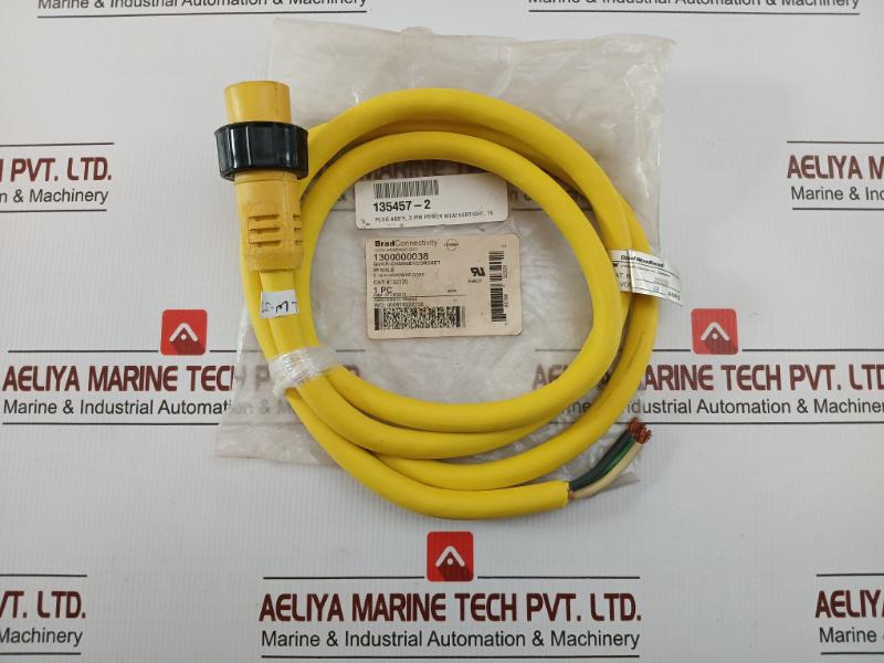 Cordset Connector 600V 18A Daniel Woodhead 32320 1.5-meter
