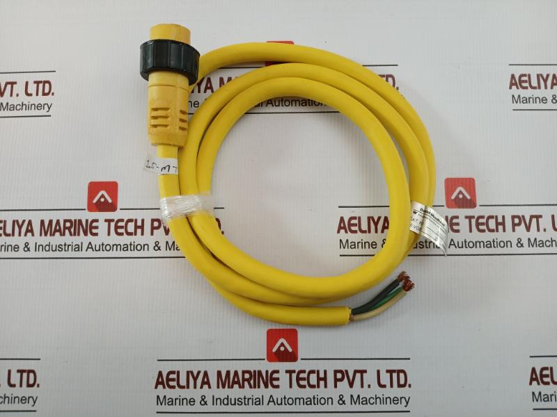 Cordset Connector 600V 18A Daniel Woodhead 32320 1.5-meter