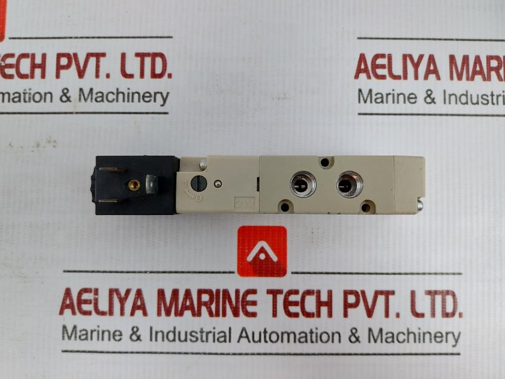 7010021100 Metal Work Pneumatic Solenoid Valve 10 Bar