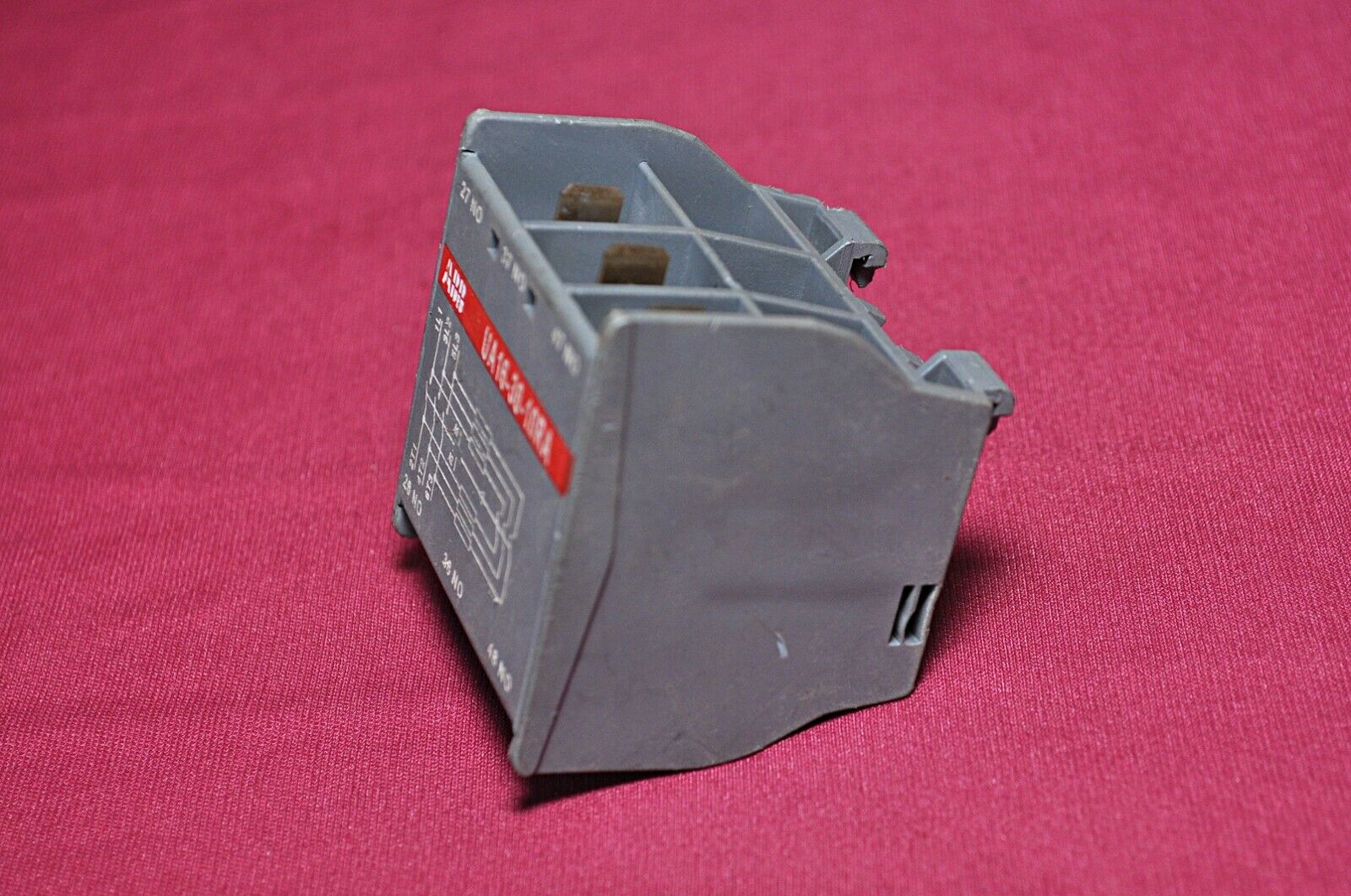 Abb ua16-30-10ra contactor