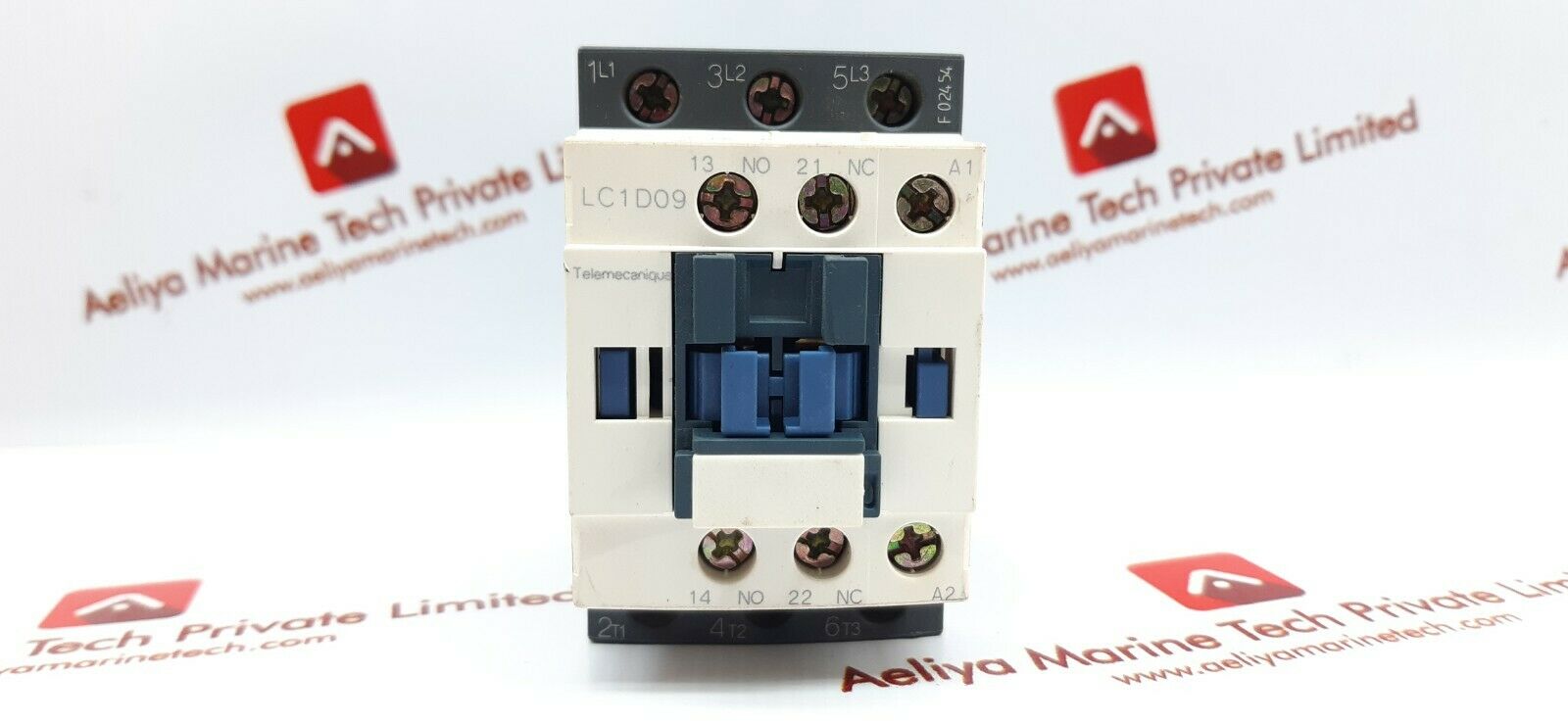Telemecanique lc1do9 contactor 690v 25a