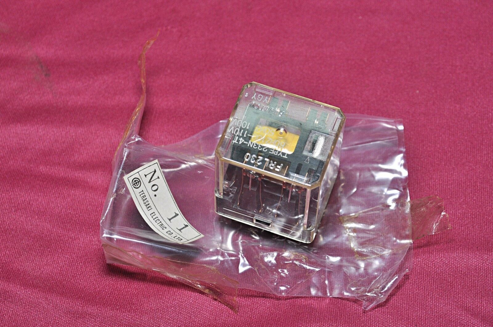 Fujitsu Frl230 233N-4T Relay 100-110V 50/60Hz
