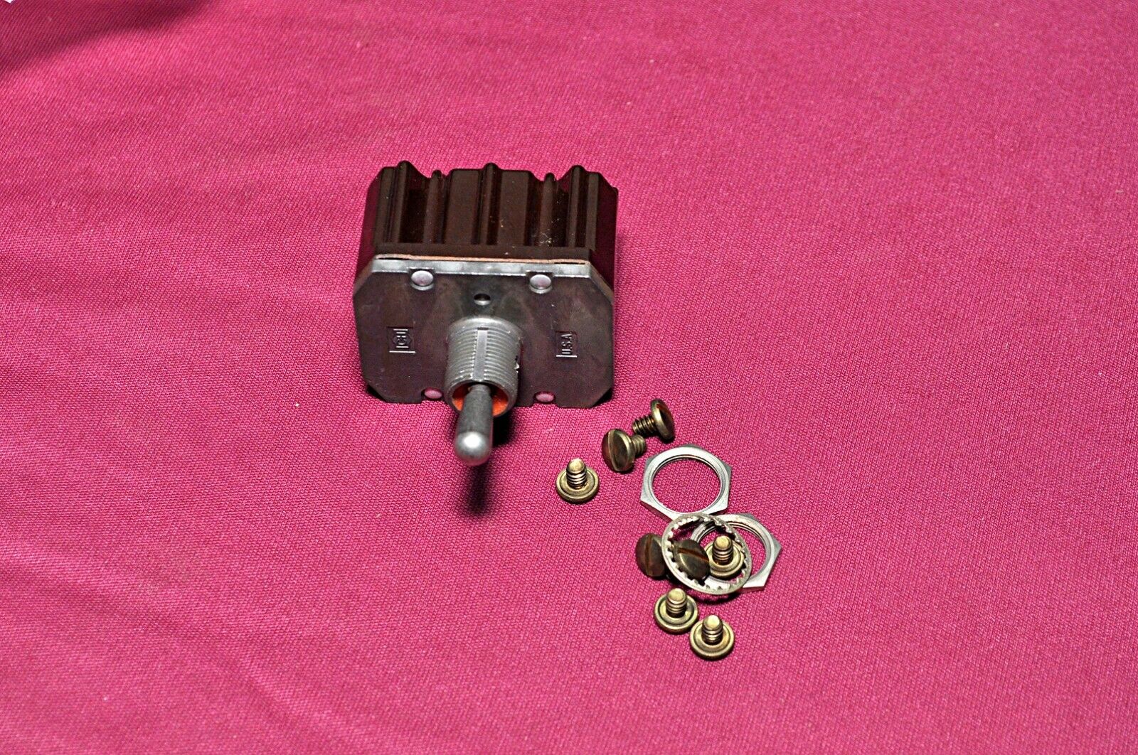 8512k9 toggle switch