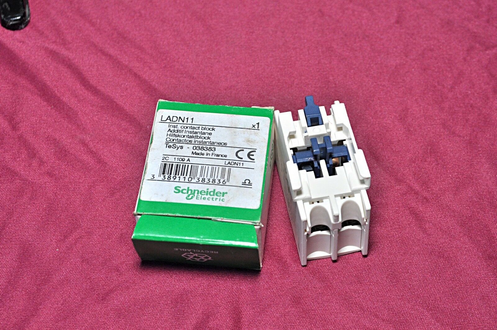 Schneider electric telemecanique ladn11 contact block