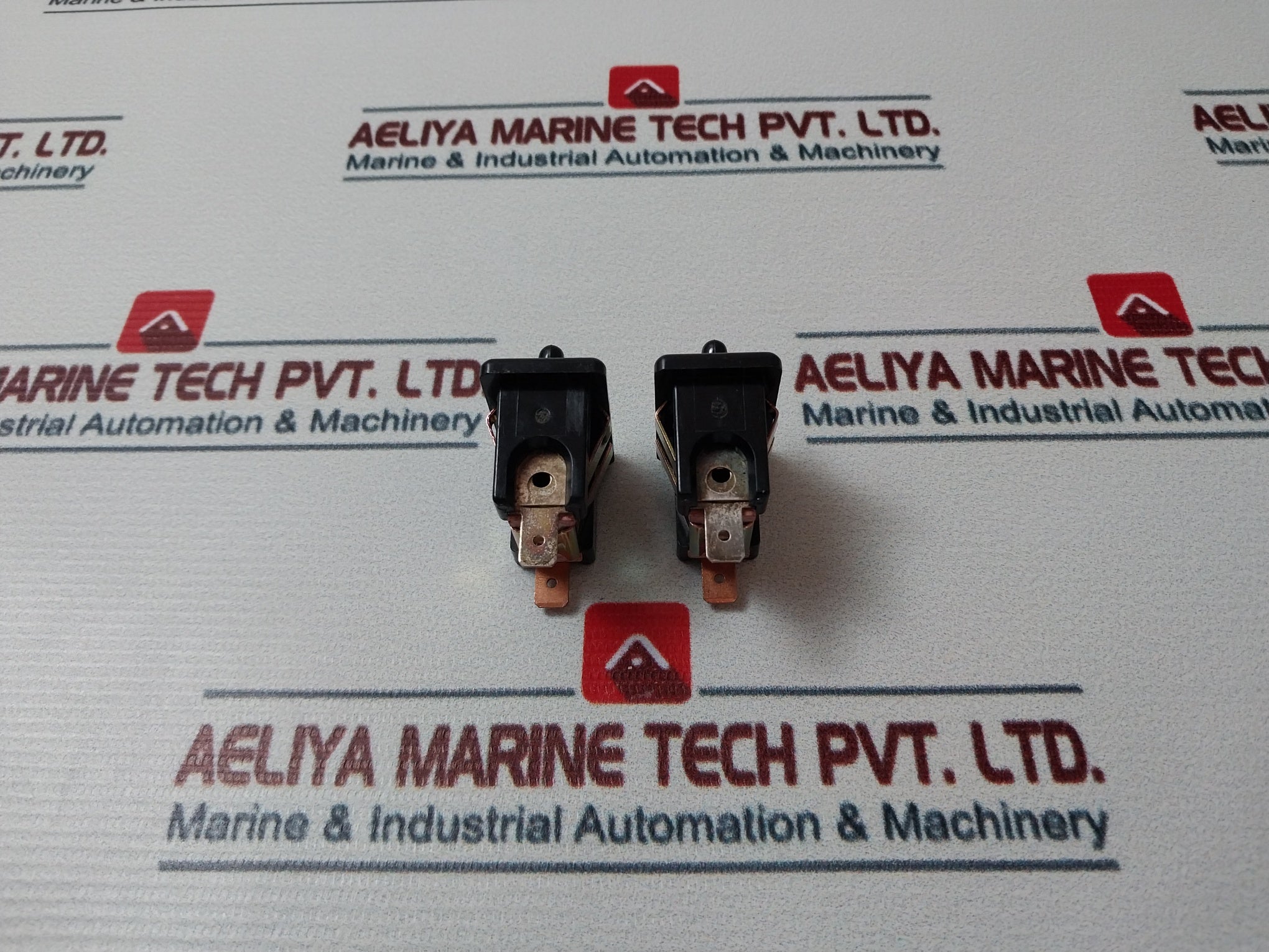 Lot Of 3X Carling 01061-0000 Momentary Switch 20A-125 VAC