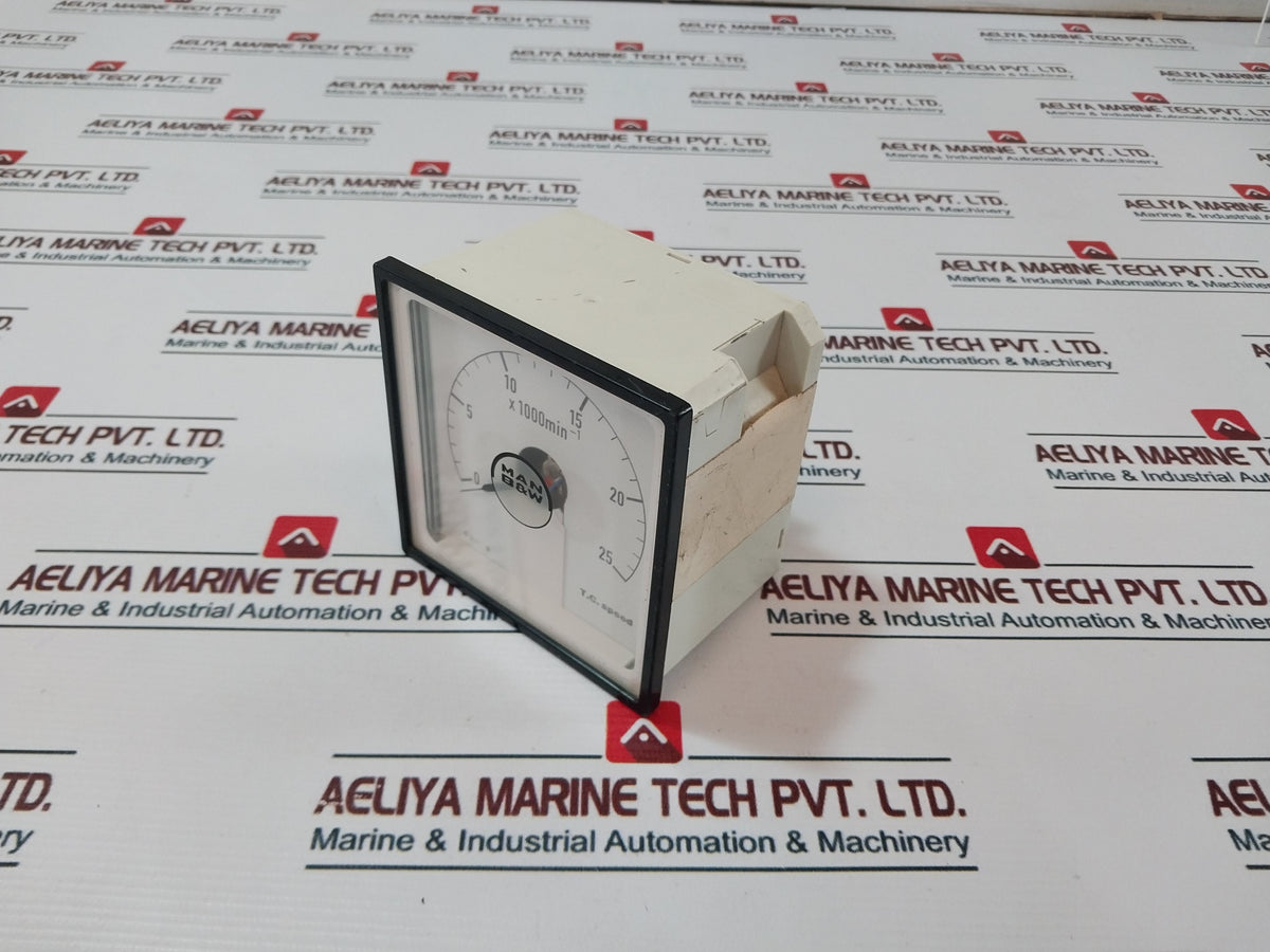 Man B&W Ea 96X96.2 S|W Dw Bar Indicator 24V