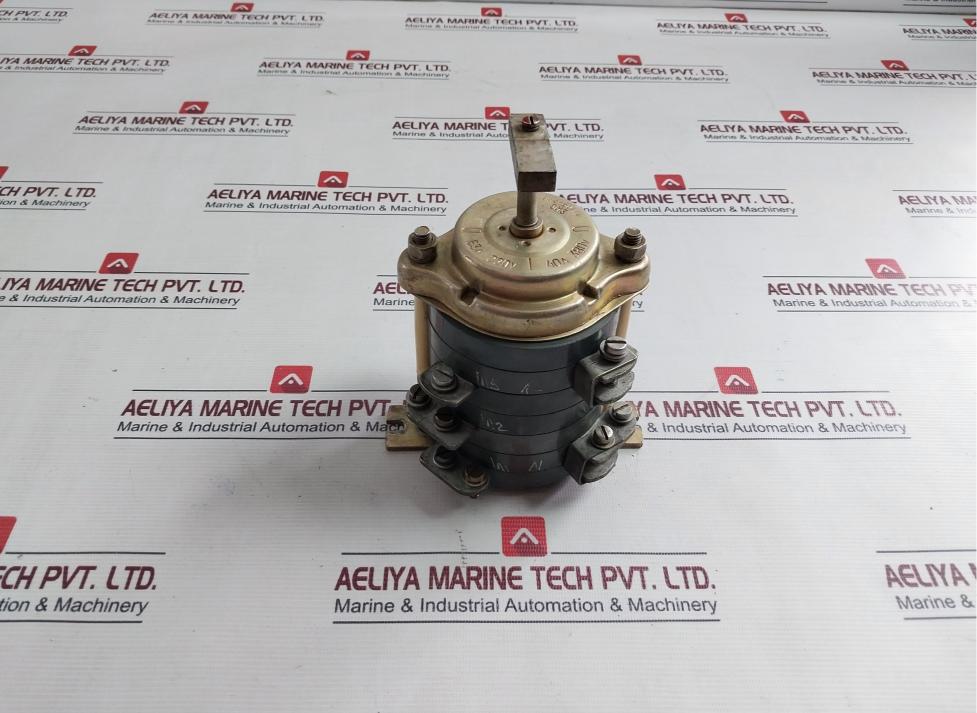 ПП3-63/H2 0M3 Rotary Switch 63A 220V / 40A 380V