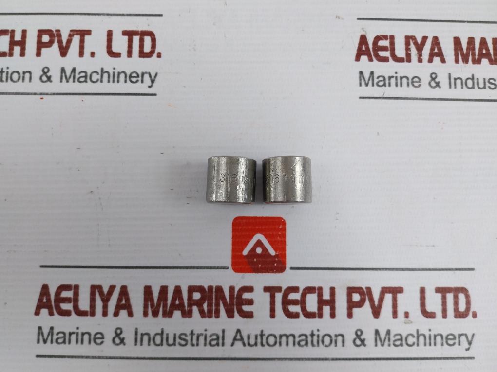 316 1/4 Coupling Half Din