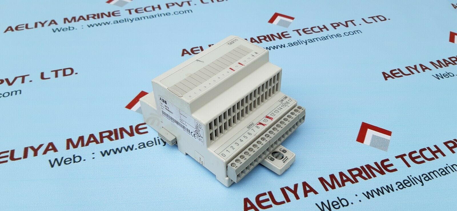 ABB dI210 digital output module 492953401 24vdc