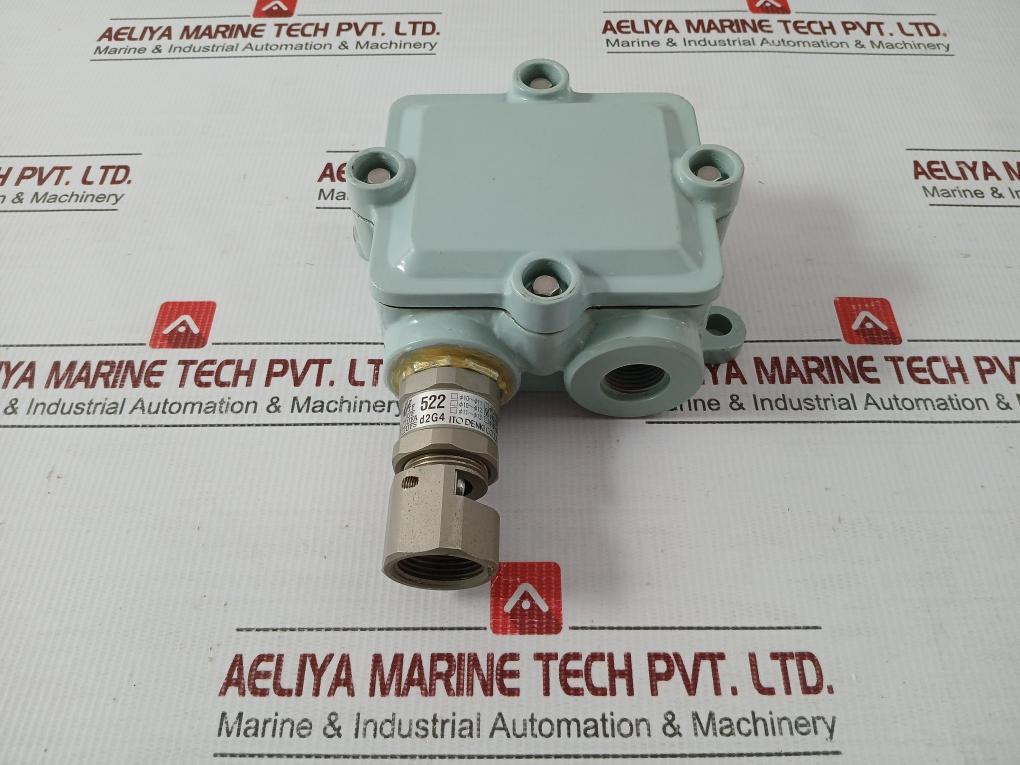 522-d2G4-Terminal-Junction-Box-Ito-Denki-209062-1